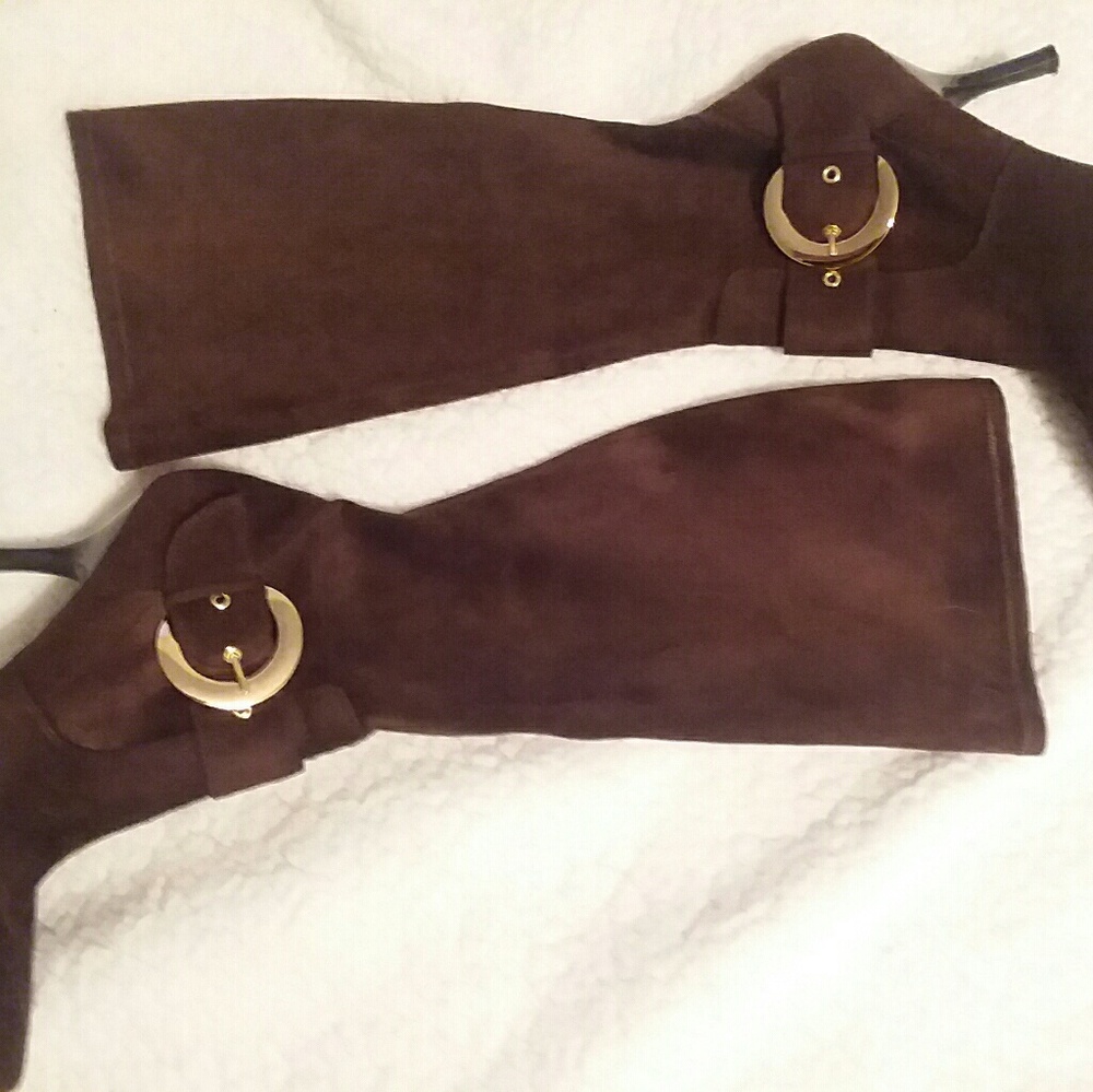Guess Faux Suede Calf Kitten Heel Boots 10M